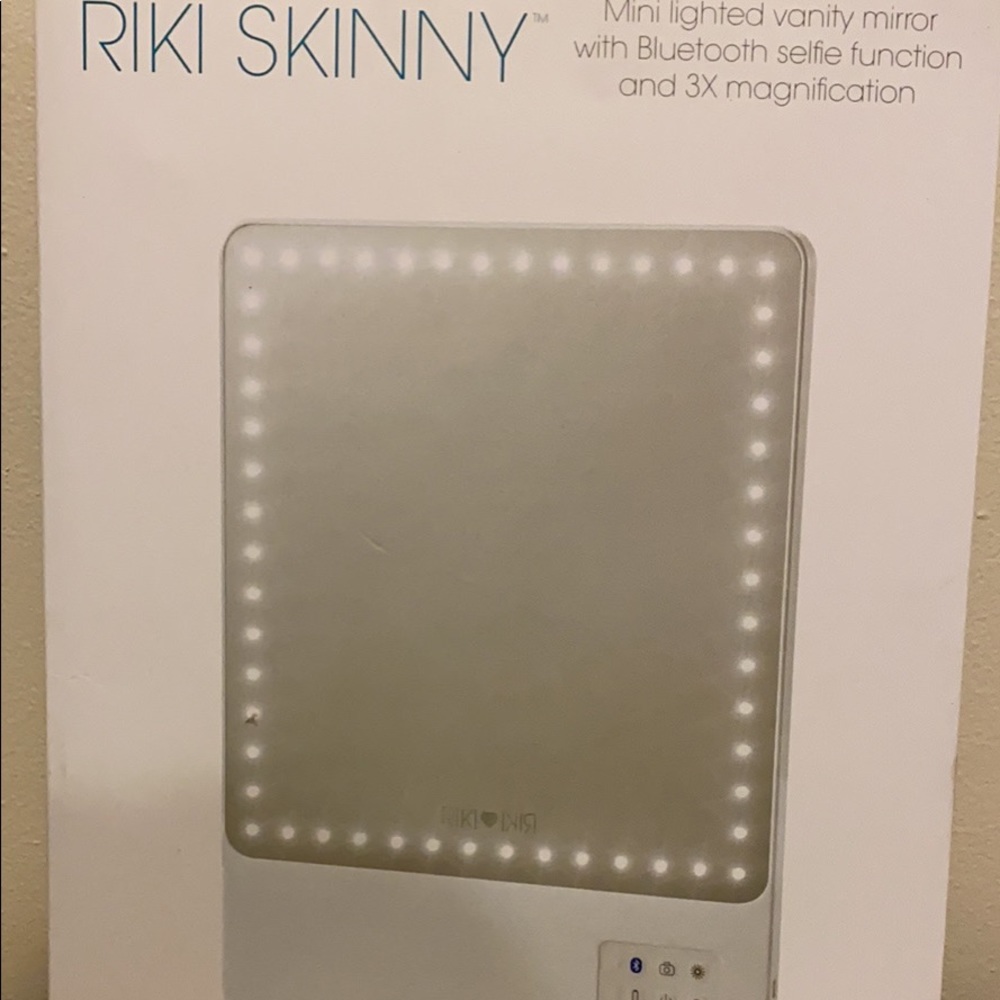 Riki Skinny Vanity Mirror
